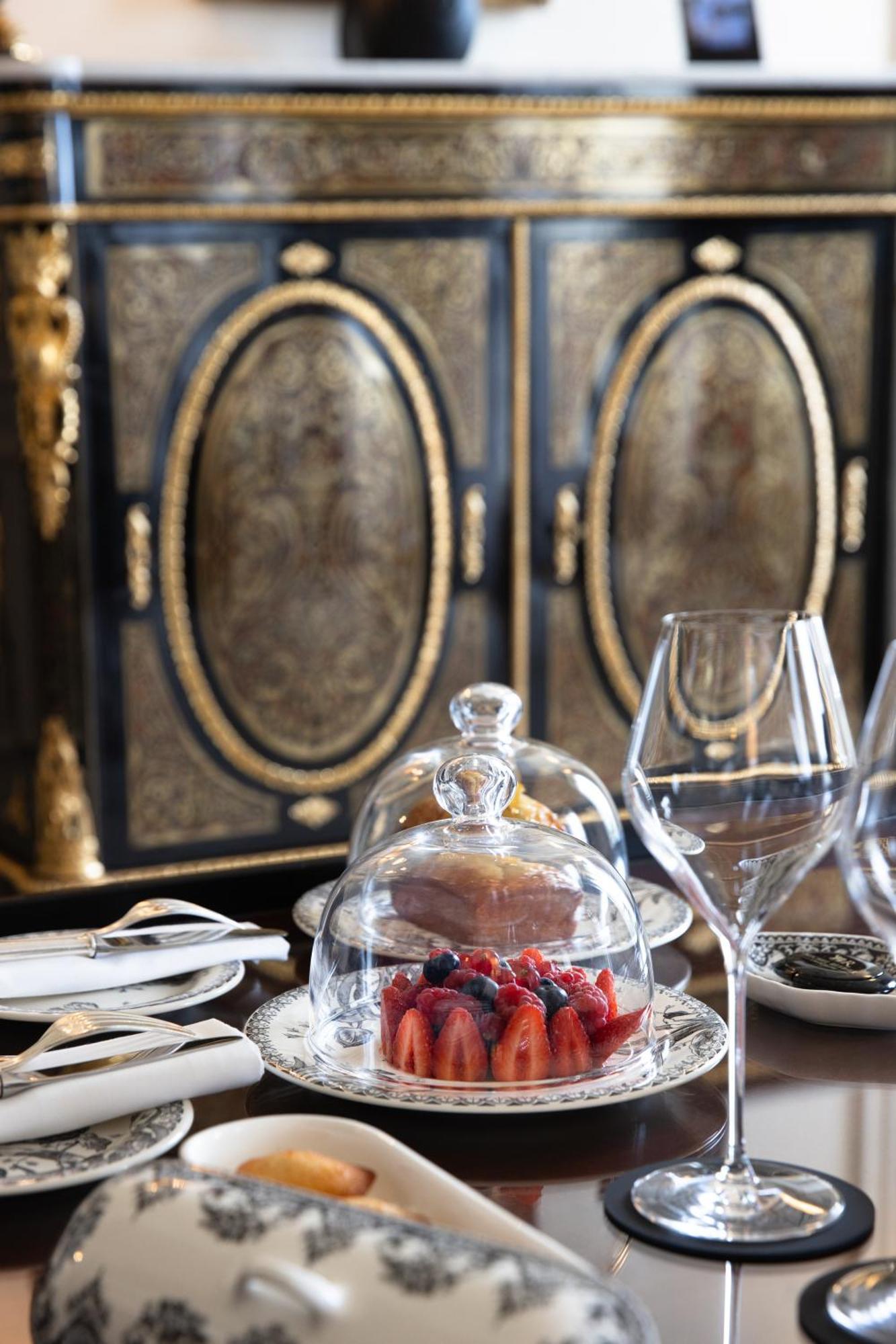 La Reserve Paris Hotel & Spa מראה חיצוני תמונה